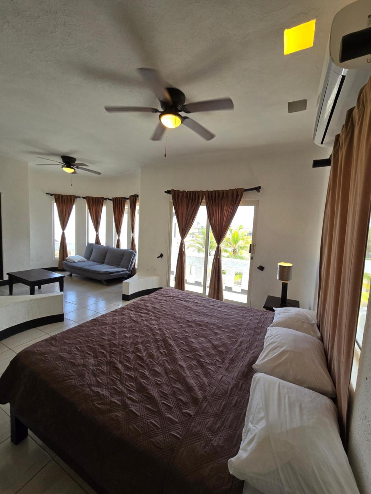 Hotel Villa Capricho Сьюдад-Мадеро Экстерьер фото